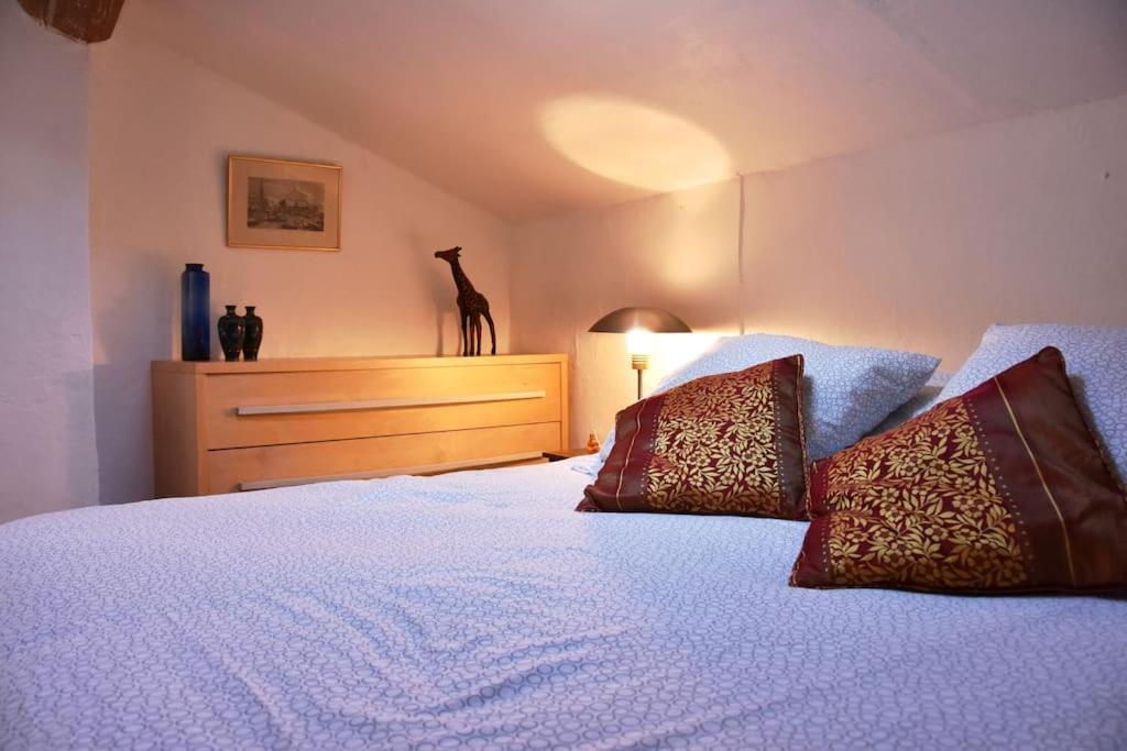 Lovely Flat In The Heart Of The Medieval City Hyères Kültér fotó