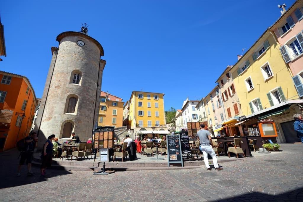 Lovely Flat In The Heart Of The Medieval City Hyères Kültér fotó