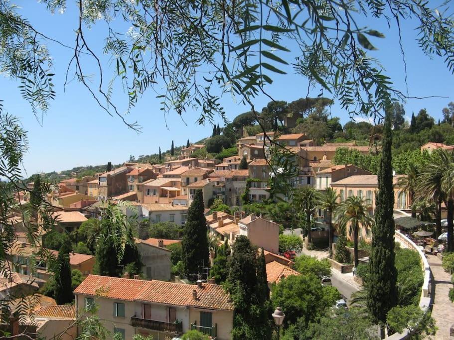 Lovely Flat In The Heart Of The Medieval City Hyères Kültér fotó